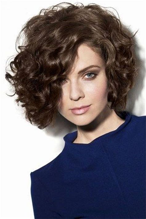 short curly thick hairstyles trend in 2019 curly hair styles short