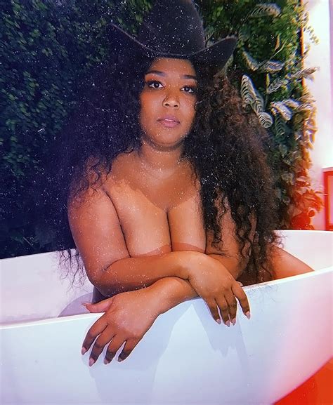 Lizzo Nude Fat Ass And Boobs Naked Pics And Leaked Porn Video