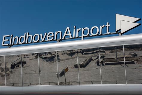 eindhoven airport stopt met plan parkeergarage foto ednl