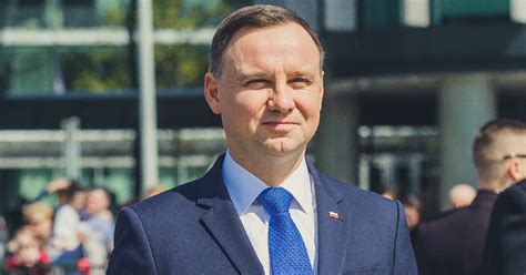 Polish President Plans To Introduce Constitutional Ban On Lgbt Couples