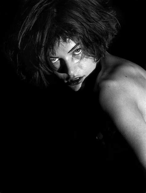 Naked Milla Jovovich Added 07 19 2016 By Bot