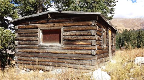 devon farms blog  youve  fancied building   log cabin   furtherdevon