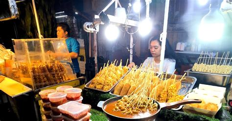exploring  delicious ugbo street food scene  tondo manila