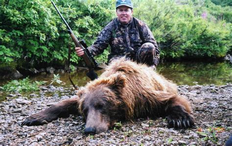 grizzly bear hunting alaska