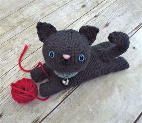 Knitted Cats Patterns You Will Love To Whip Up Lots Of Free Patterns