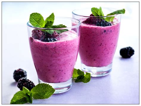 a smoothie to boost female fertility