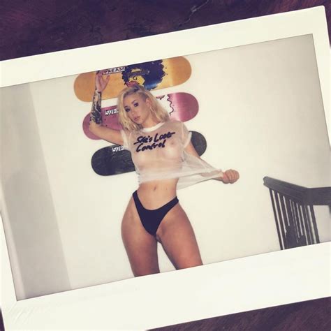 iggy azalea boobs the fappening 2014 2019 celebrity photo leaks