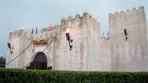 medieval times dinner tournament  grand feast   age  knights