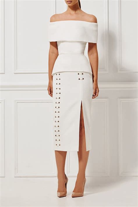 Alessandra Ambrosio Wows In White Lace Up Pencil Skirt At