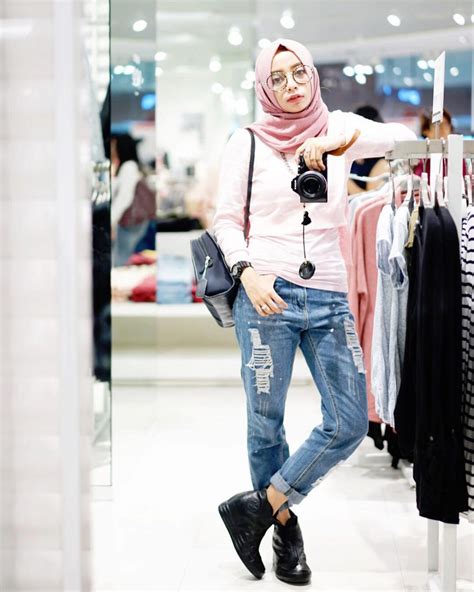 style hijab  celana jeans kekinian info fashion