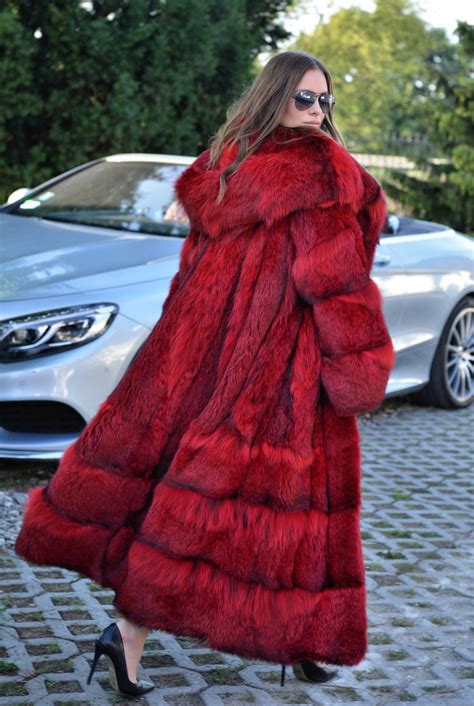 pin by awad perfumes on pelliccia red faux fur coat fur coat outfit