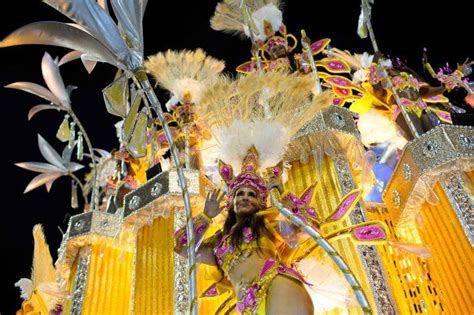 carnaval  las mejores escapadas  los argentinos agenciafe