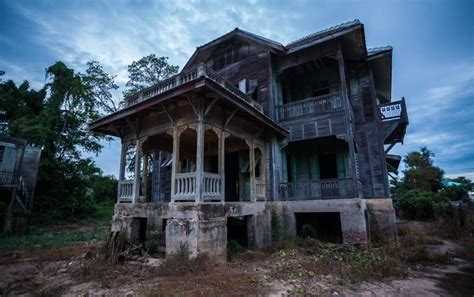 haunted places   world page