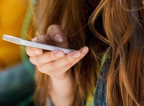 sexting one in seven teens are sending sexually explicit images says