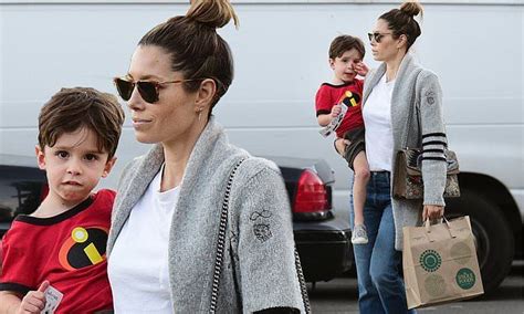 Jessica Biel Is Flawless As She Goes Makeup Free With Son Silas