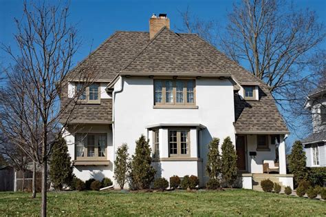 hip roof types styles   photo examples  houses   hipped roof home stratosphere