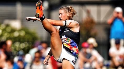 tayla harris aflw photo could become landmark moment in australian