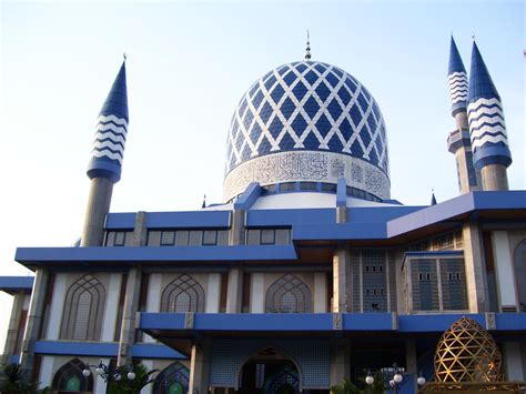 Ayo Makmurkan Masjid Jami Al Azhar Jakapermai Home