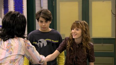 picture of bella thorne in wizards of waverly place