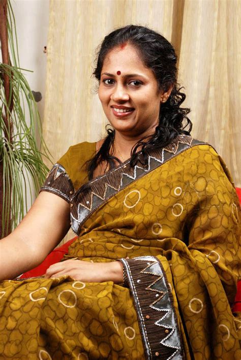 Lakshmi Ramakrishnan Hot Pics Lakshmi Ramakrishnan Tamil Actress