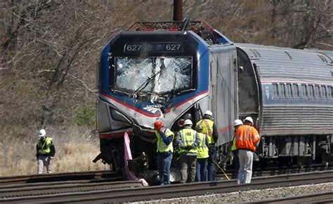 amtrak train derailment  philadelphia kills  injures