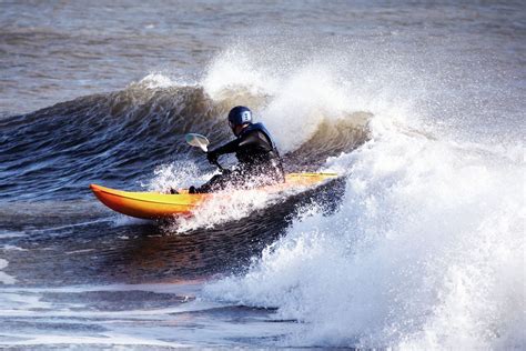 kayak surf oan outdoor adventurer network