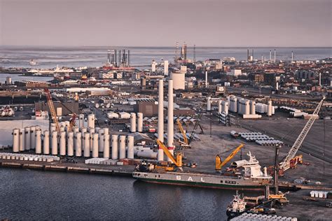 port  esbjerg expands wind energy facilities windfair