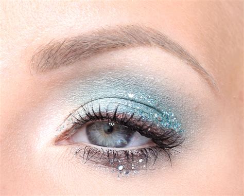 blue glitter makeup imakeyousmilese
