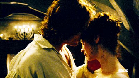 the 20 most satisfying kisses in tv history love outlander series outlander outlander novel