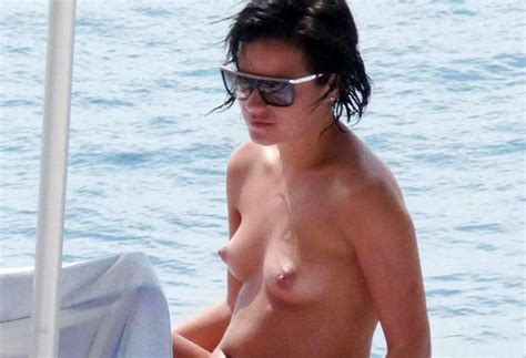 lily allen nude leaked pics and porn video collection