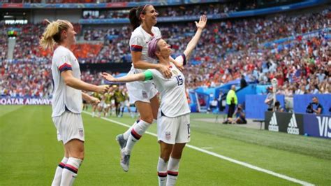 Women World Cup 2019 Usa Women Retain Dia World Cup Title Bbc News