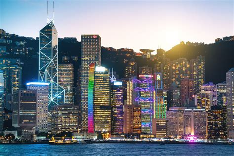 7 Essential Things To Do During A Stopover In Hong Kong