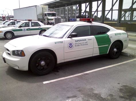 academia dominicana de la lengua hot latina screwed in border patrol car