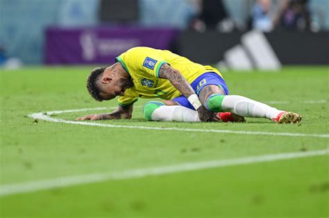 world cup 2022 brazil impress with win over serbia but concern over