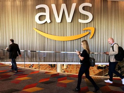 amazon web services  led   entire booming industry  tech companies    cloud