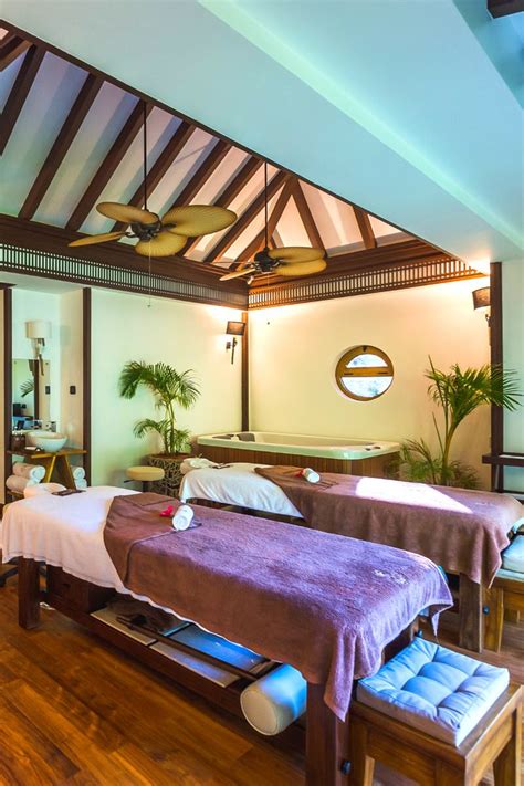 massage  seychelles luxury spa resort seychelles hotels