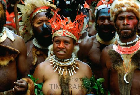 tribespeople papua  guinea tim graham world travel  stock photography