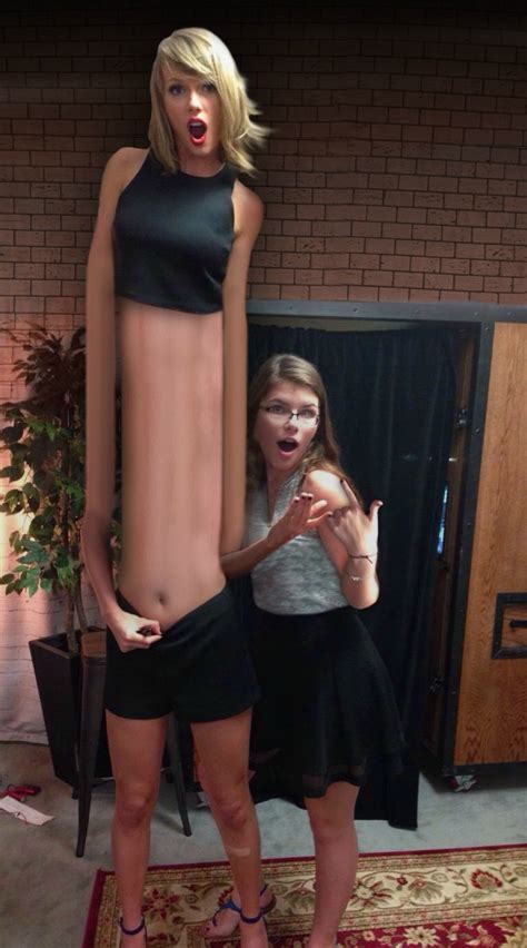 Psbattle Taylor Swift Showing Some Stomach Photoshopbattles