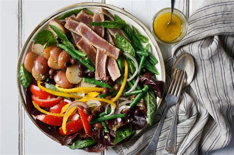 Salade Niçoise With Fresh Tuna Recipe Nyt Cooking