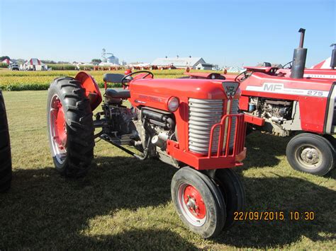 massey ferguson  tractor antique tractors vintage tractors classic tractor red pictures