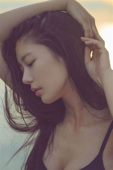 Korean Actress Clara Mode Magazine Beautiful Girls
