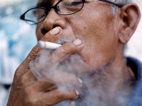 rodrigo duterte s new philippines smoking ban wins