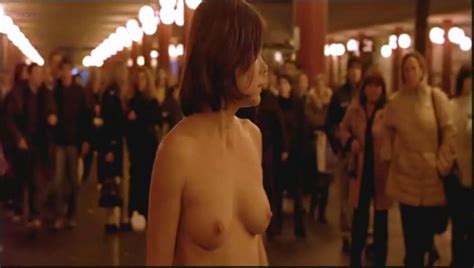 Nude Video Celebs Barbora Bobulova Nude Cuore Sacro 2005