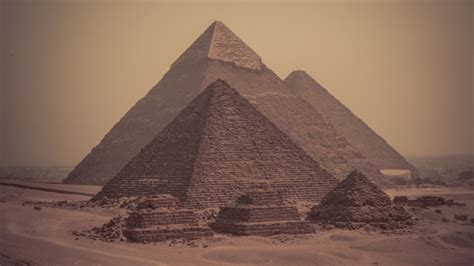 thermal scan of egypt s pyramids reveals mysterious hot