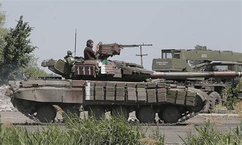 Putin In Talks With Ukraine President After Claims Tanks Crossed Border