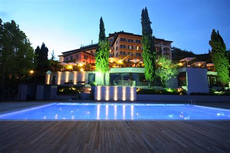 ristrutturazione del complesso alberghiero renaissance tuscany il
