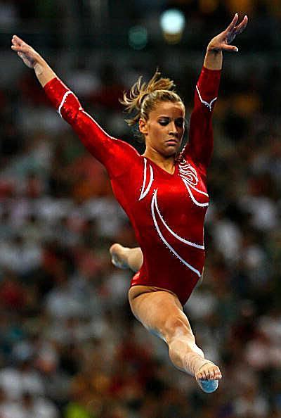 pictures   gymnast alicia sacramone quinn