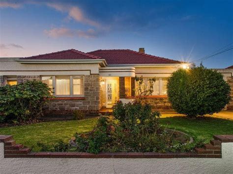 helmsdale avenue glengowrie sa  property details