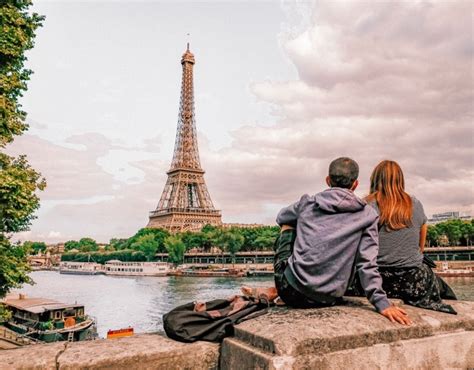 top romantic weekend  paris experiences  couples