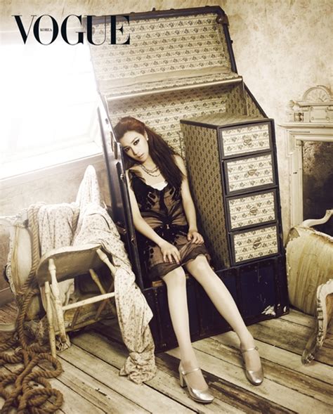 Tiffany Vogue Magazine December Issue Girls Generation Snsd Photo